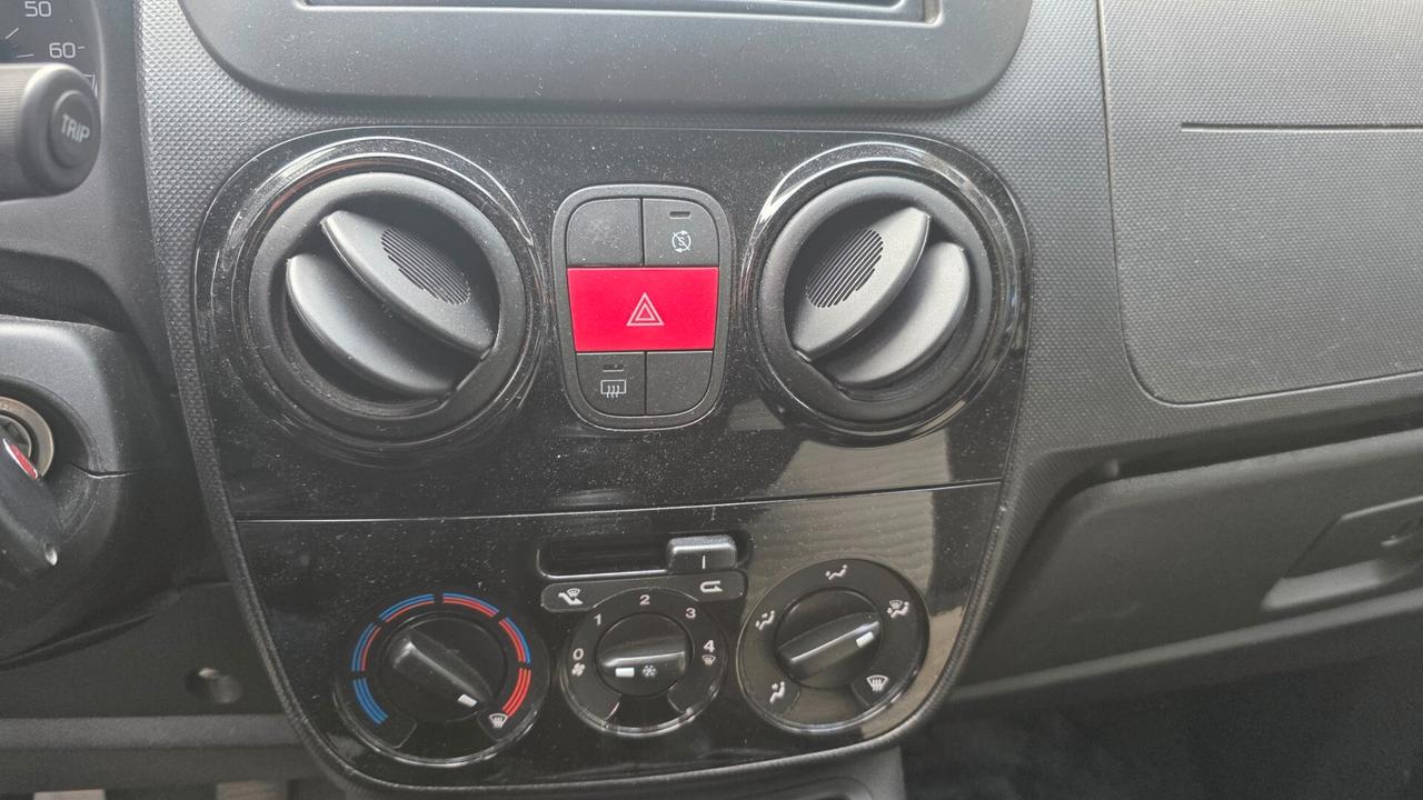 Fiat Qubo 1.3 MJT 95 CV Trekking