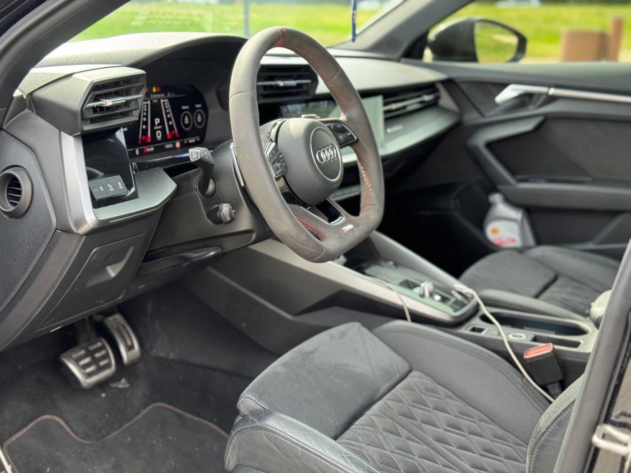 AUDI RS3 2.5 TFSI 400CV MATTIX TOTAL BLACK PERMUTABILE