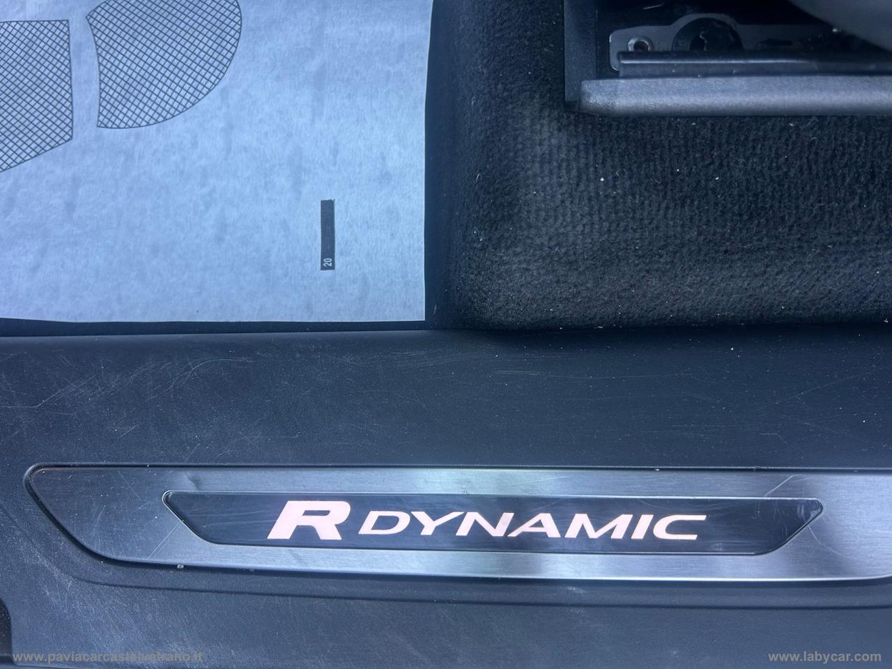 LAND ROVER RR Velar 2.0D 240 R-Dynamic HSE
