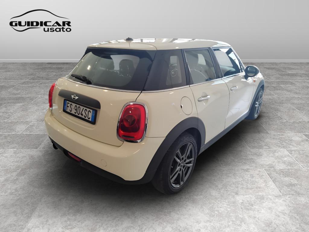 MINI Mini IV F55-F56 2014 - Mini 1.2 One 75cv 5p