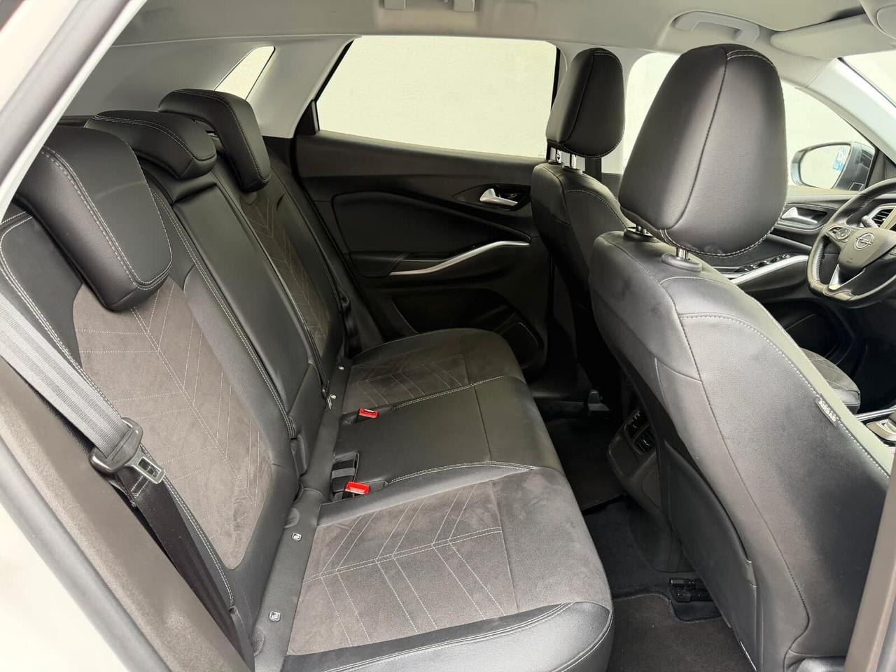 Opel Grandland 1.6 PHEV aut. AWD GS Line