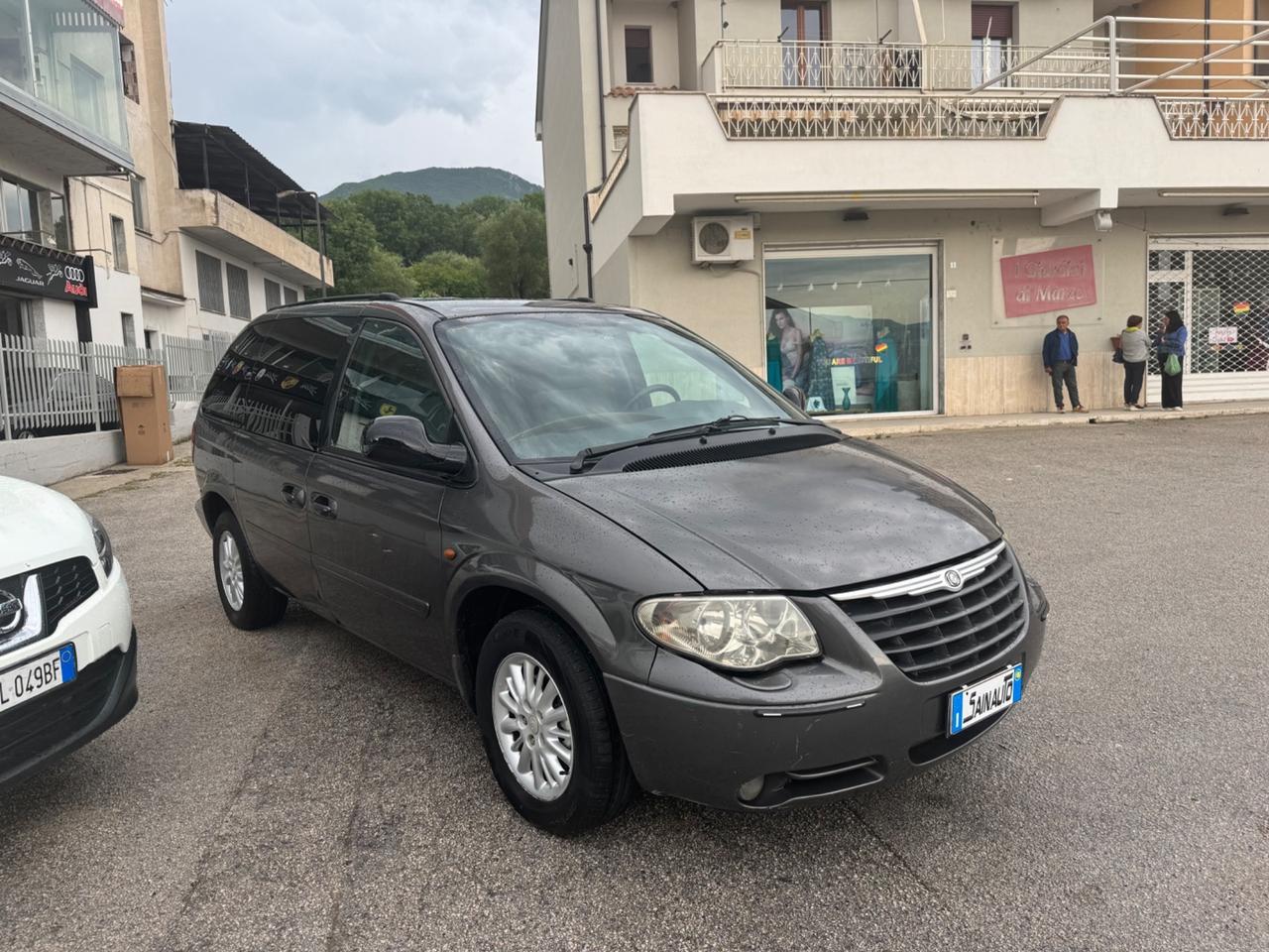 Chrysler Voyager 2.5 CRD cat LX 7posti GARANZIA