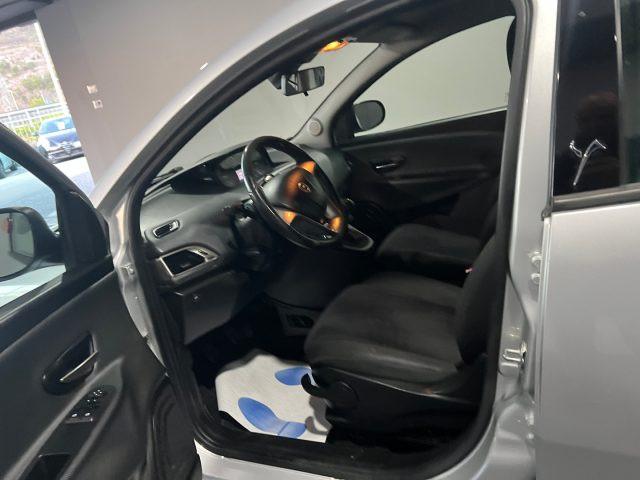LANCIA Ypsilon 1.2 69 CV 5 porte Platinum Ecochic GPL
