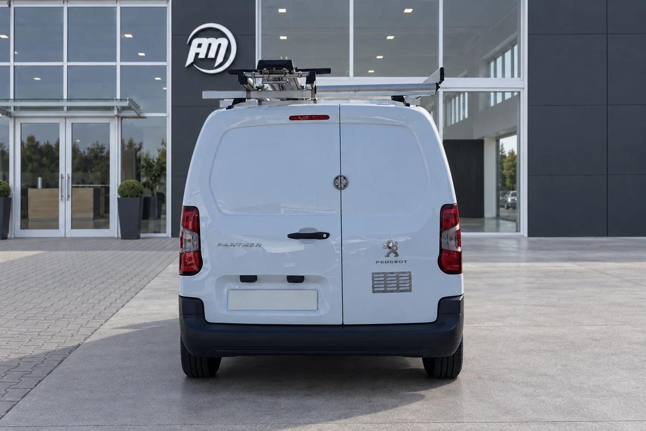Peugeot Partner 100CV ALLESTITO 3 POSTI