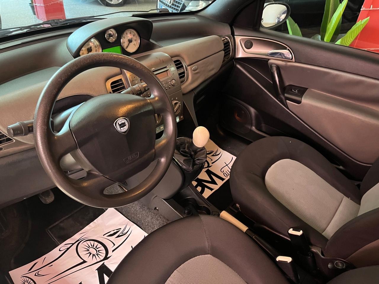 Lancia Ypsilon 1.3 Multijet 16V Platino