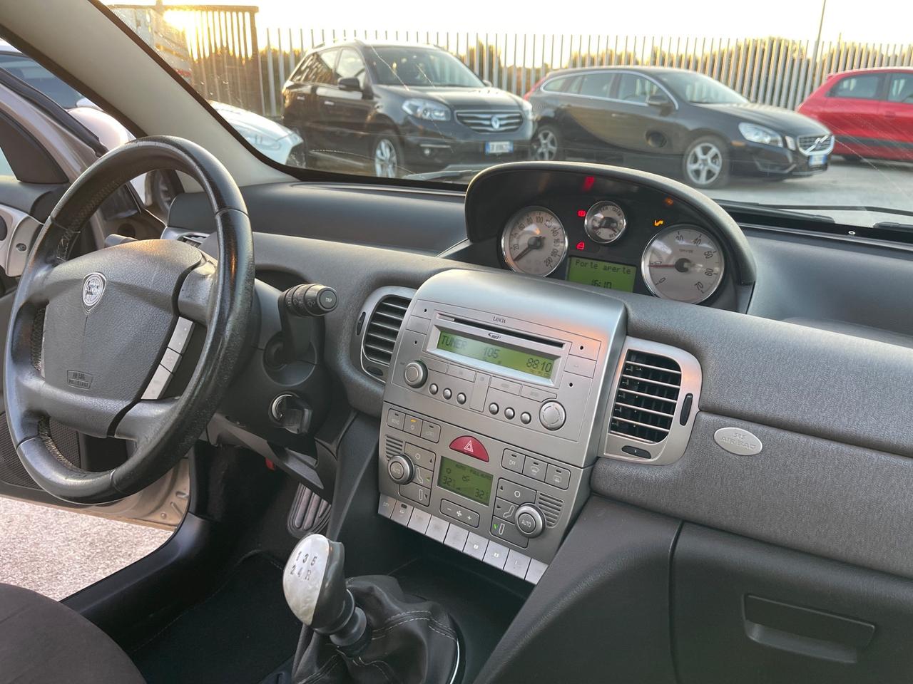 LANCIA YPSILON 1.4 8V FULL TETTO IN VETRO MY07