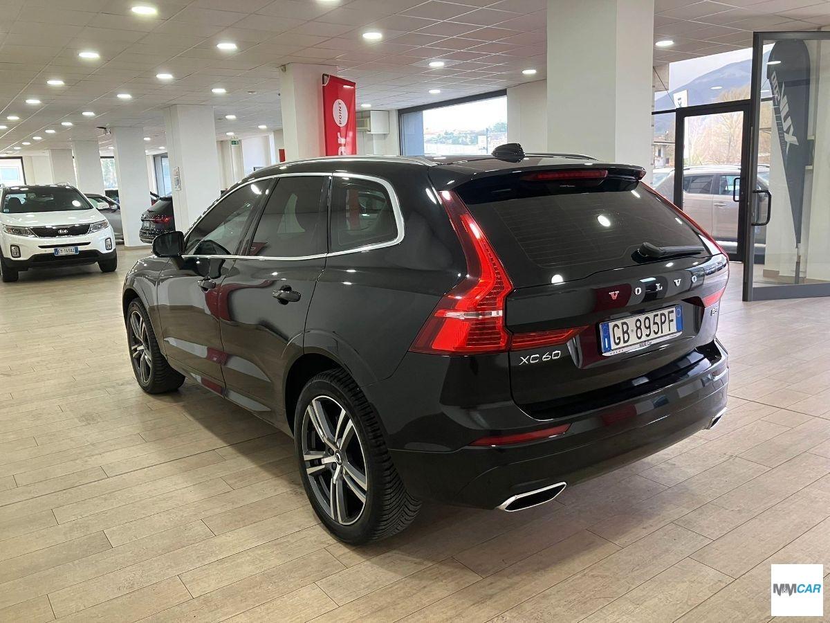 VOLVO - XC60 - B5 AWD Geartronic Business Plus