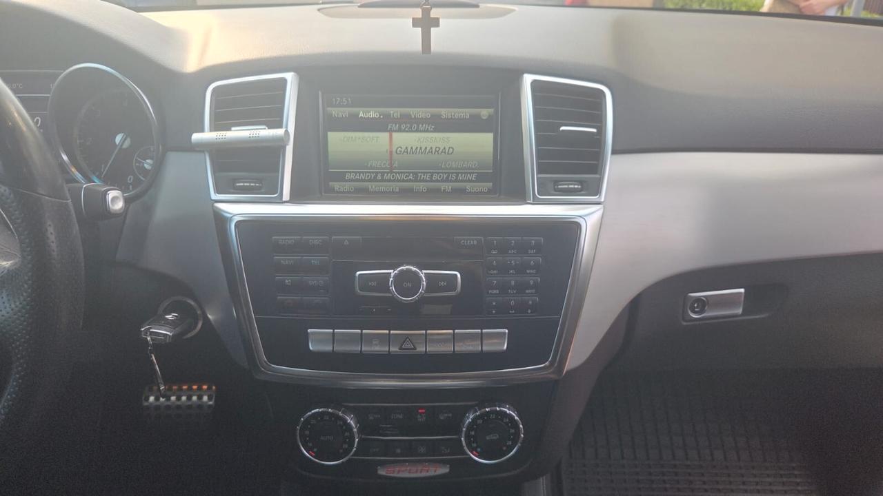 Mercedes-benz ML 250 350 BlueTEC 4Matic Sport