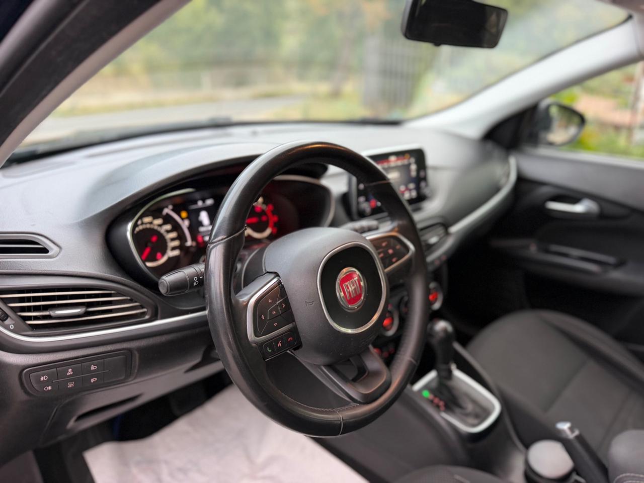 Fiat Tipo 1.6 Mjt S&S DCT SW Lounge