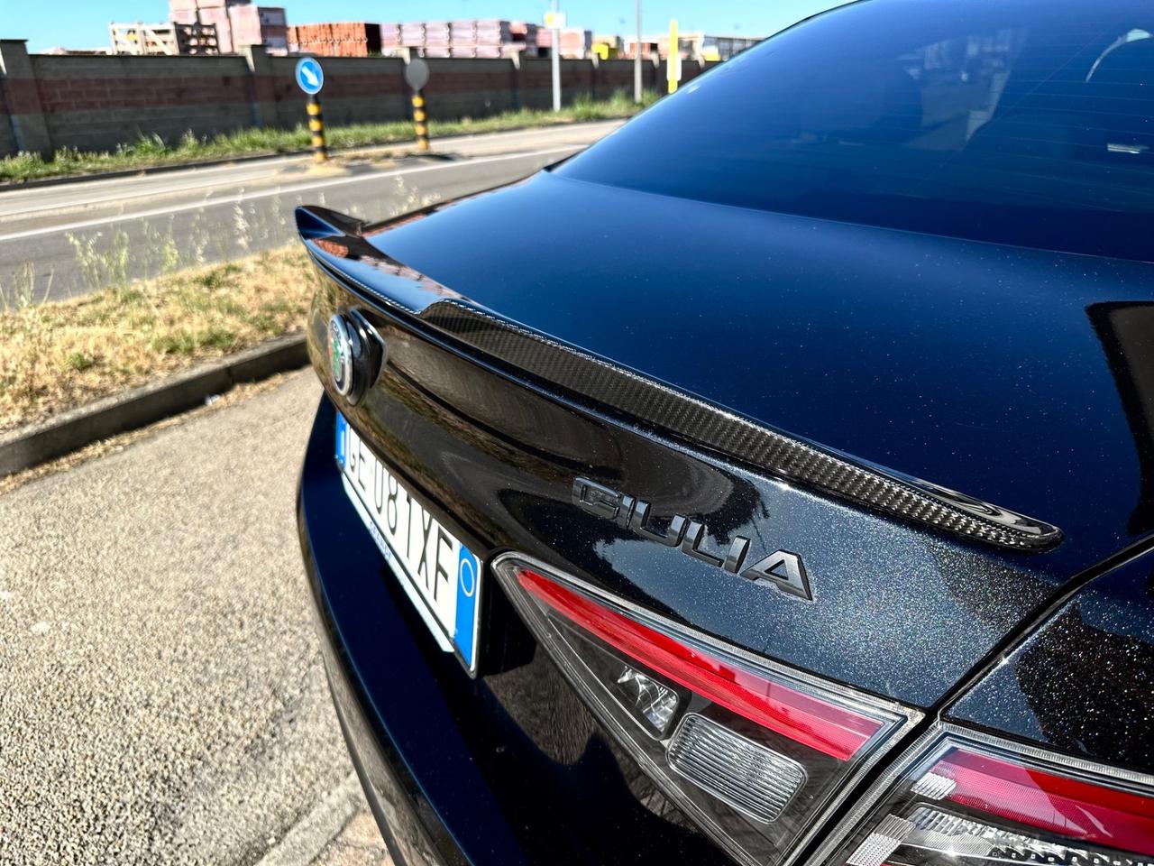 Alfa Romeo Giulia 2.9 t V6 Quadrifoglio 510cv Akrapovic - Dischi Carboceramici- Impianto Hartman & Kardon