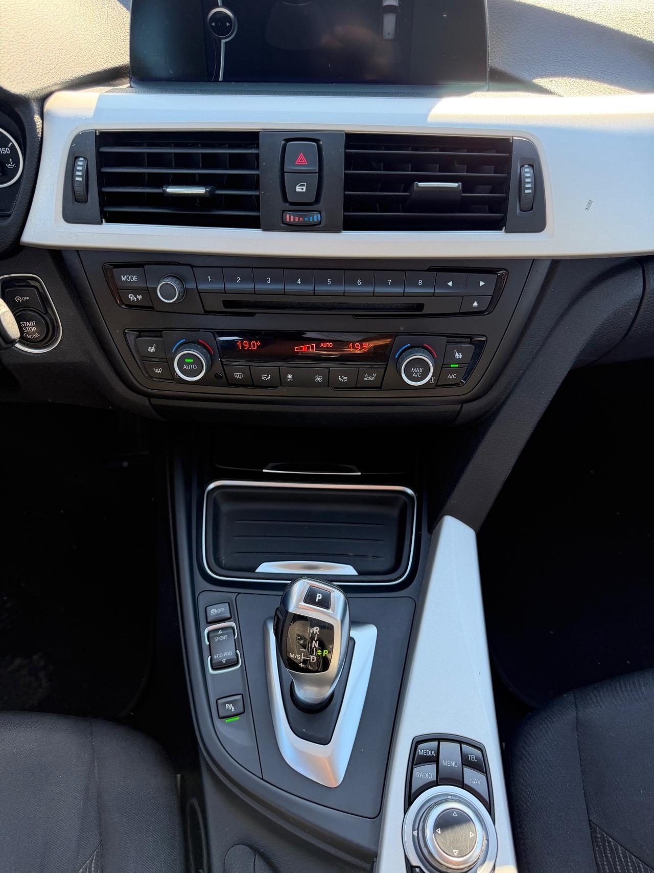 Bmw 118 118d 5p. Business