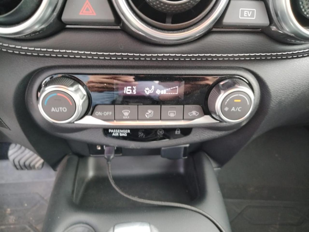 Nissan Juke N-Connecta 1.6 HEV  #5742