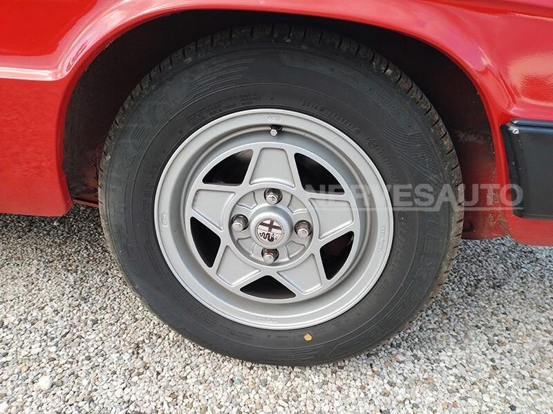 Alfa Romeo Spider Duetto 2.0 | Rosso interni neri