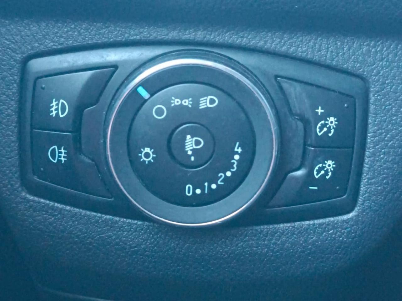 Ford Transit Courier 1.5 TDCi 75CV Van Trend