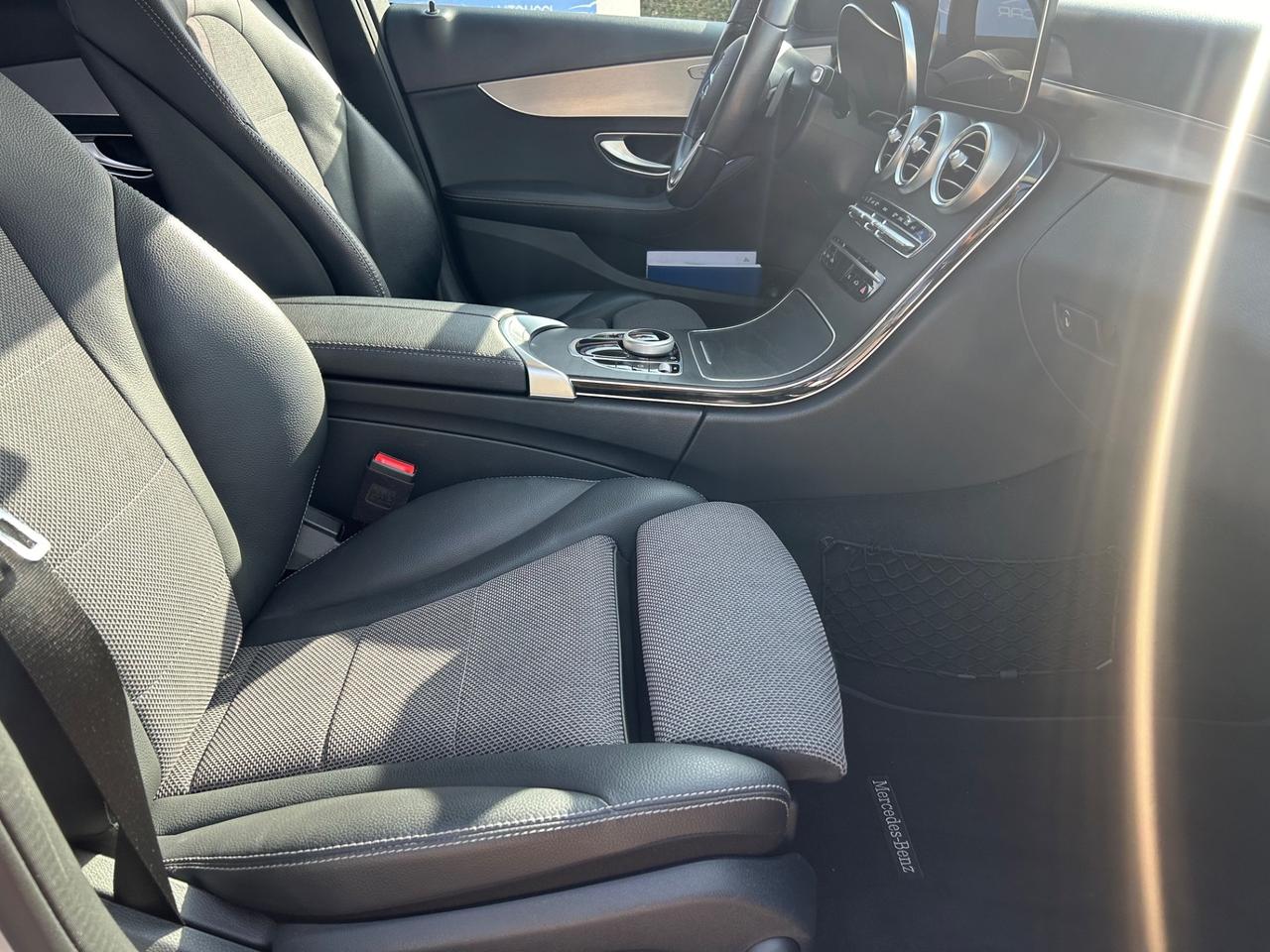 Mercedes-benz C 180 d Auto Exclusive