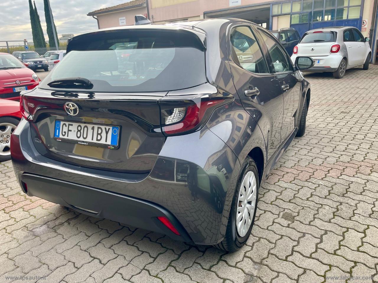 TOYOTA Yaris 1.0 5p. Business