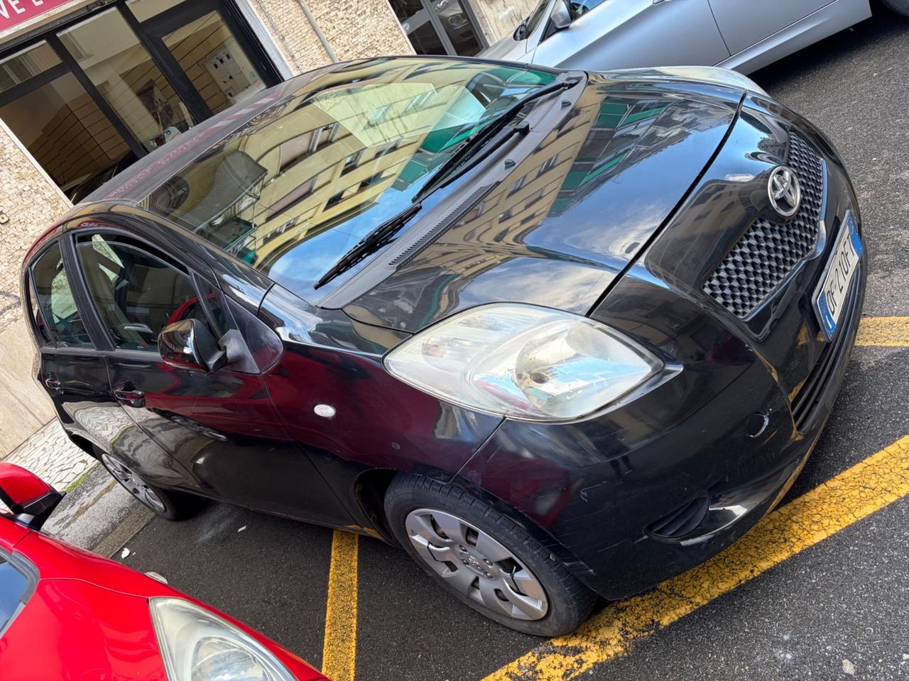 Toyota Yaris 1.0 5 porte Sol OK NEOPATENTATI