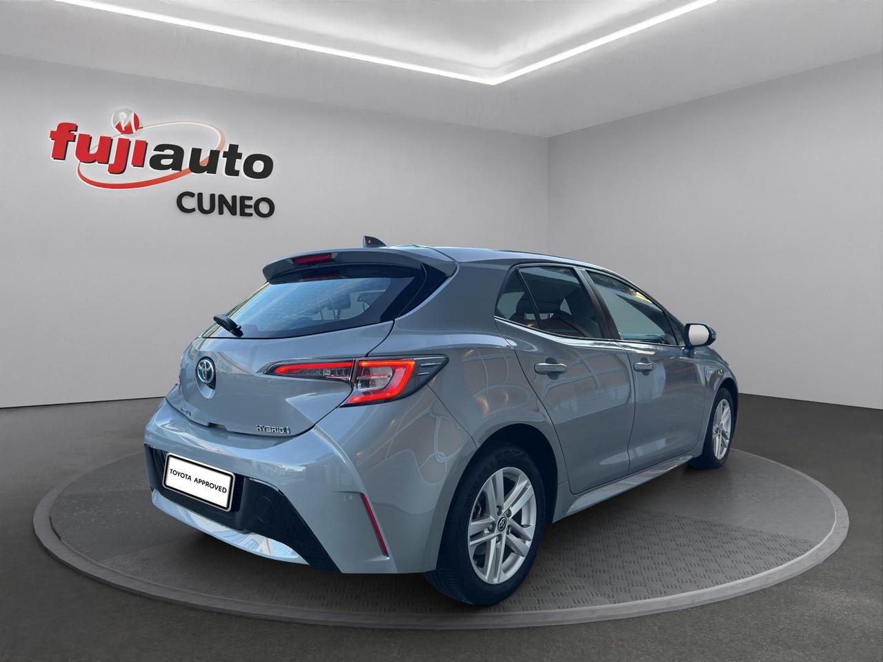 Toyota Corolla 1.8h Active cvt