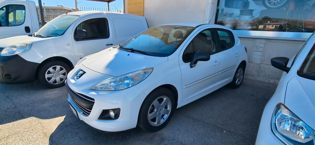 Peugeot 207 1.4 HDi 70CV FAP 5p. X Line