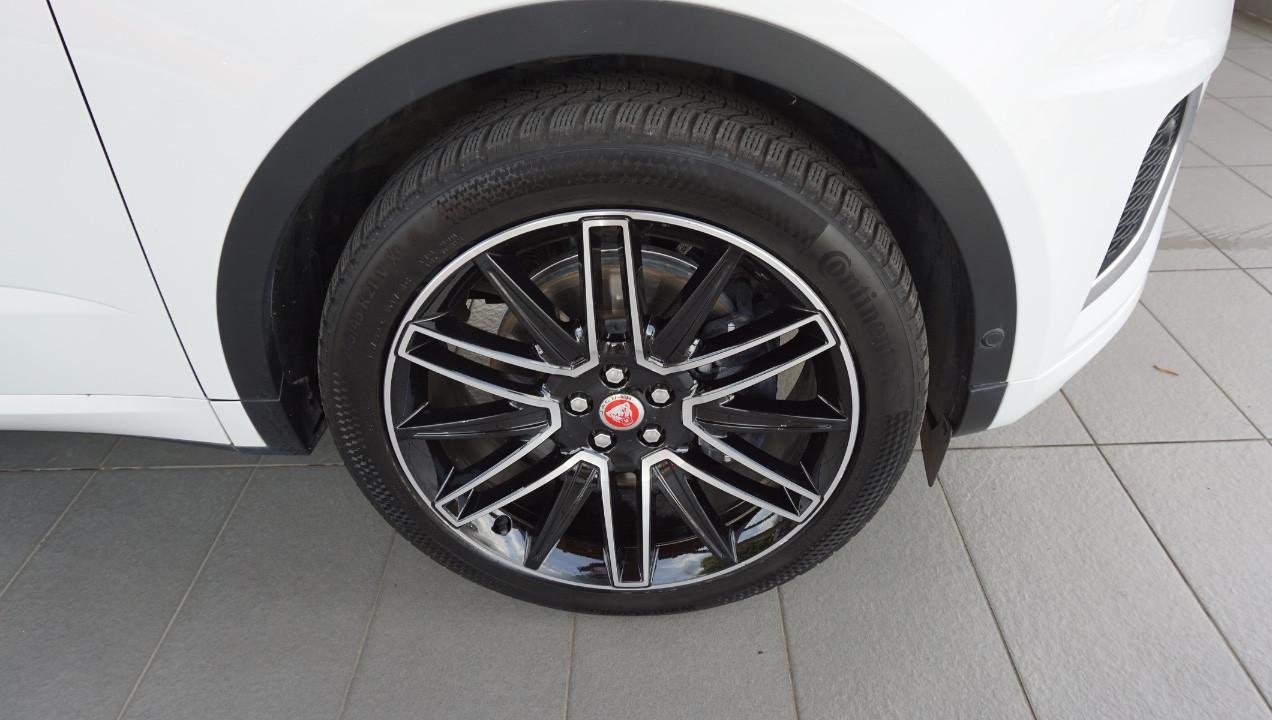 Jaguar E-Pace 2.0d i4 mhev R-Dynamic HSE awd 204cv auto