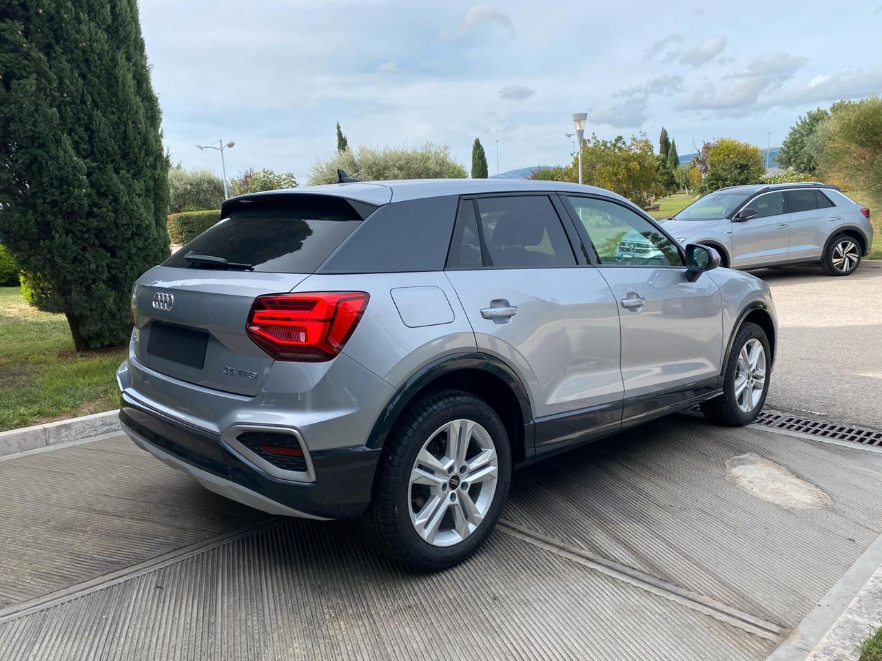 Audi Q2 35 TFSI S tronic Business Advanced
