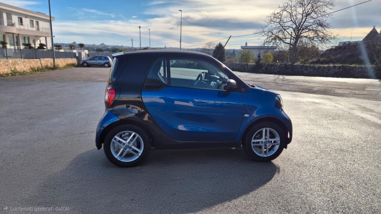 SMART FOR TWO EQ PURE 41 KW 56 CV