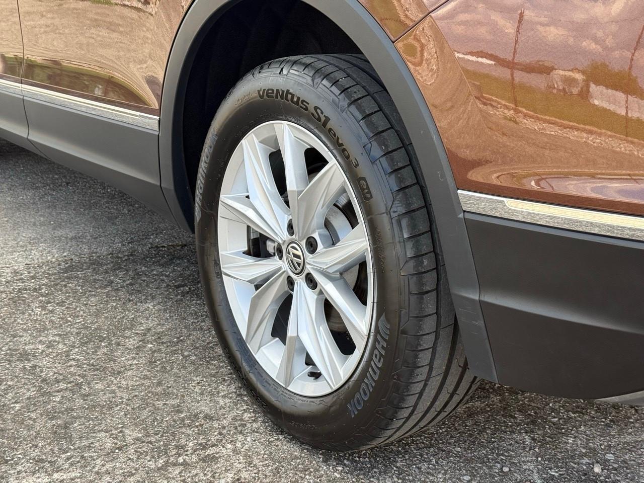 VW Tiguan Allspace 2.0 TDI DSG 4MOTION Advanced/KEYLESS