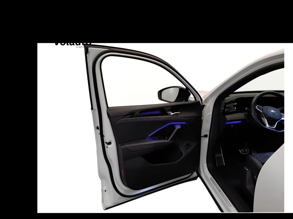 VOLKSWAGEN Tiguan III 2024 - Tiguan 1.5 etsi R-Line 150cv dsg