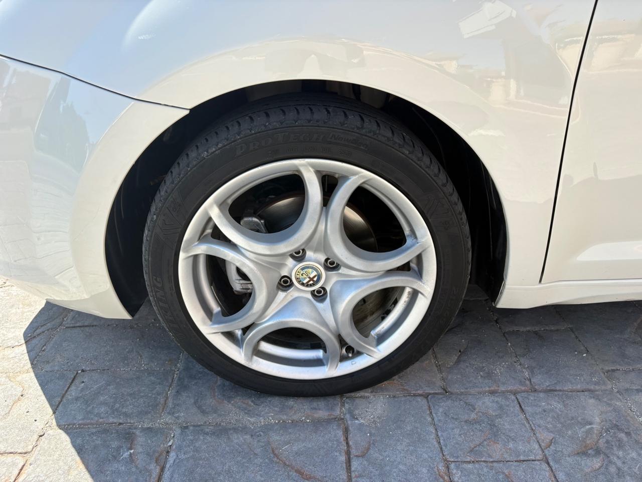Alfa Romeo MiTo 1.3 jtdm motore con 27.000 km