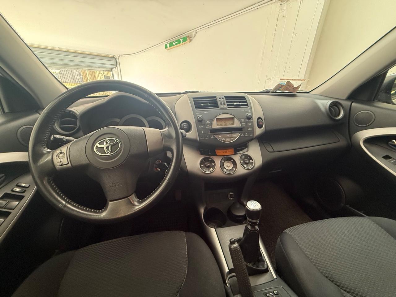 Toyota RAV 4 RAV4 2.2 D-4D 136 CV Sol