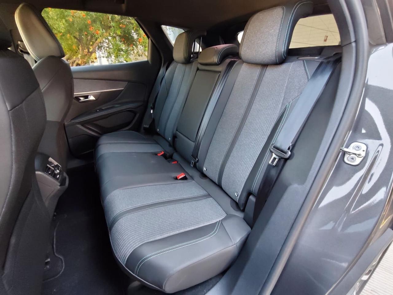 Peugeot 3008 BlueHDi 130 S&S EAT8 Allure Pack