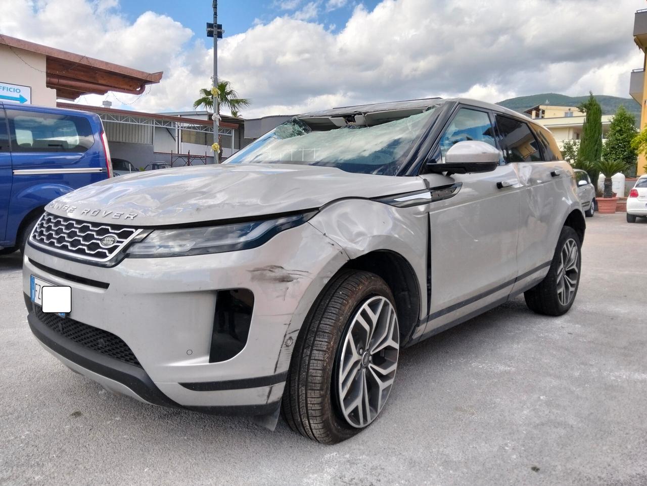 Rover Range Evoque 2.0D 150cv 2019 SINISTRATA