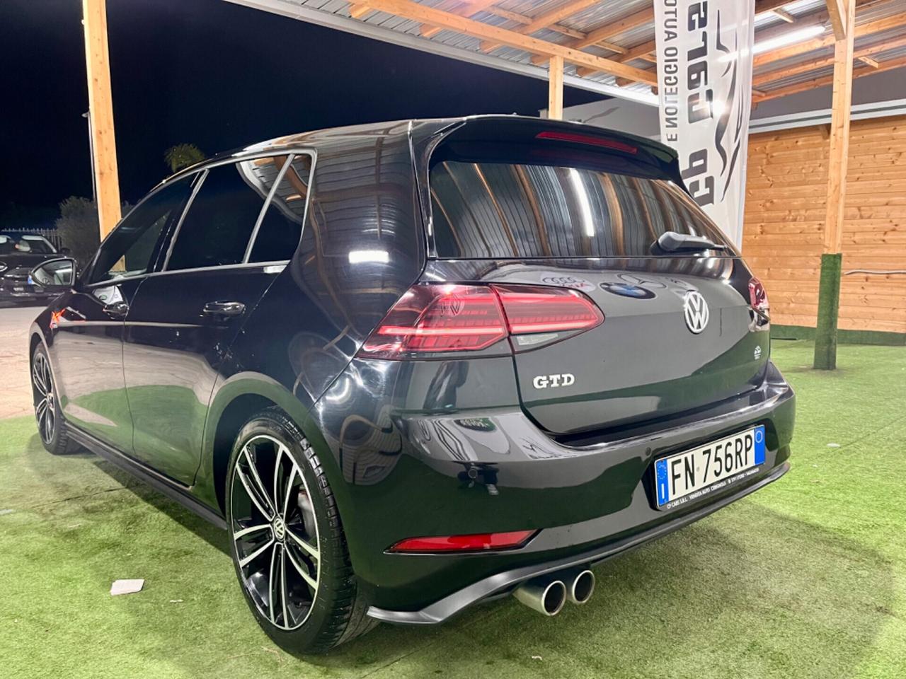 Volkswagen Golf GTD 2.0 TDI DSG 5p