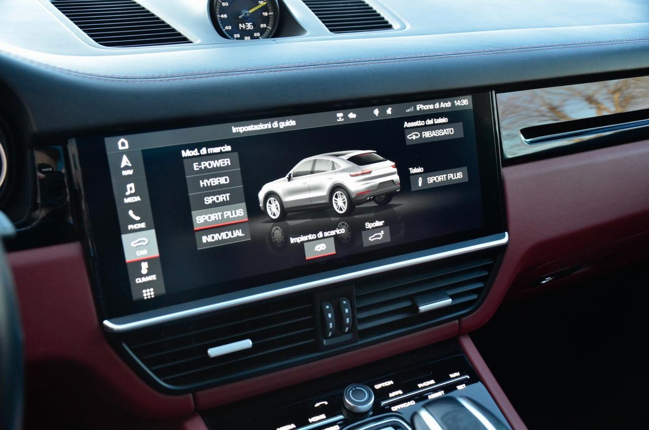 PORSCHE CAYENNE COUPE 3.0 PLUG-IN E-HYBRID 462cv TIPTRONIC, UFF ITALIANA, TETTO, BOSE, SPORT CHRONO, MATRIX, SCARICO, SOSPENSIONI PNEUMATICHE, ROSSO CARTIER, 21", PERMUTE