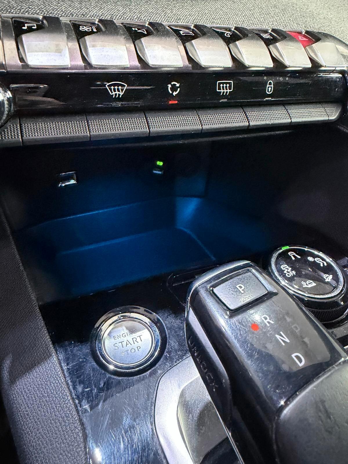 Peugeot 3008 BlueHDi 130 S&S EAT8 GT LINE Pack