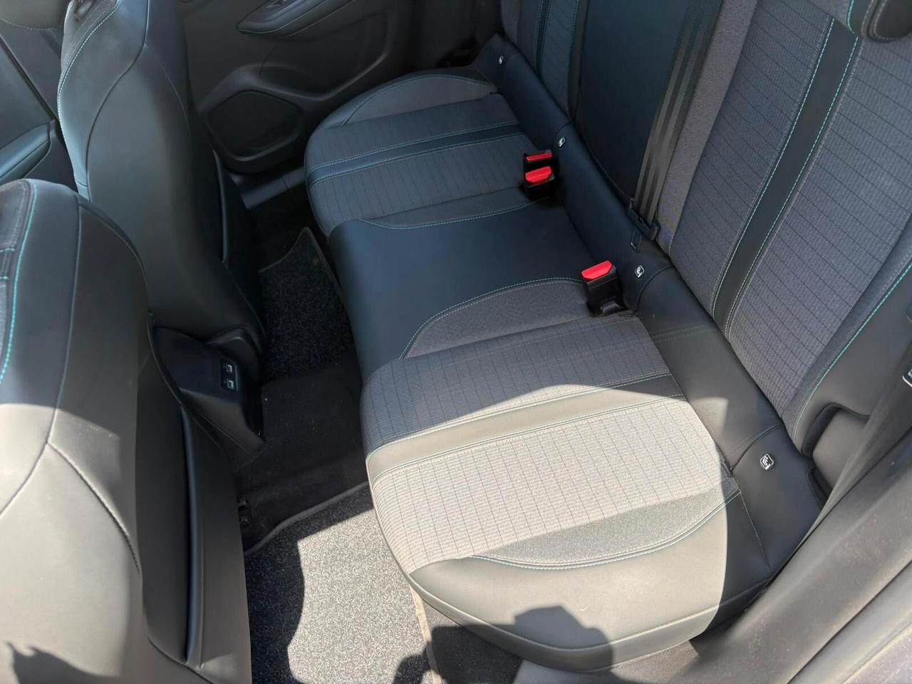 Peugeot 2008 PureTech 130 S&S Allure