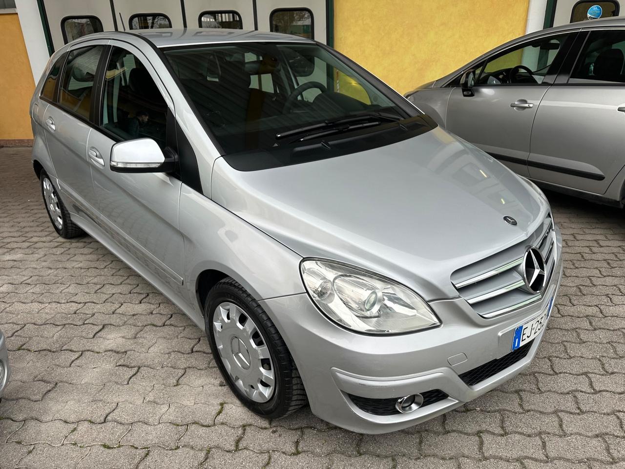 Mercedes-benz B 180 CDI Chrome