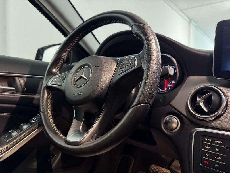 Mercedes-Benz GLA 200 d Automatic Sport