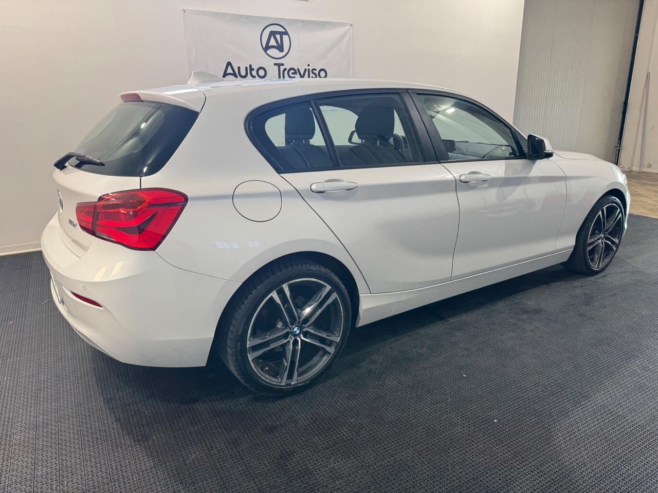 Bmw 116 116d 5p. Sport