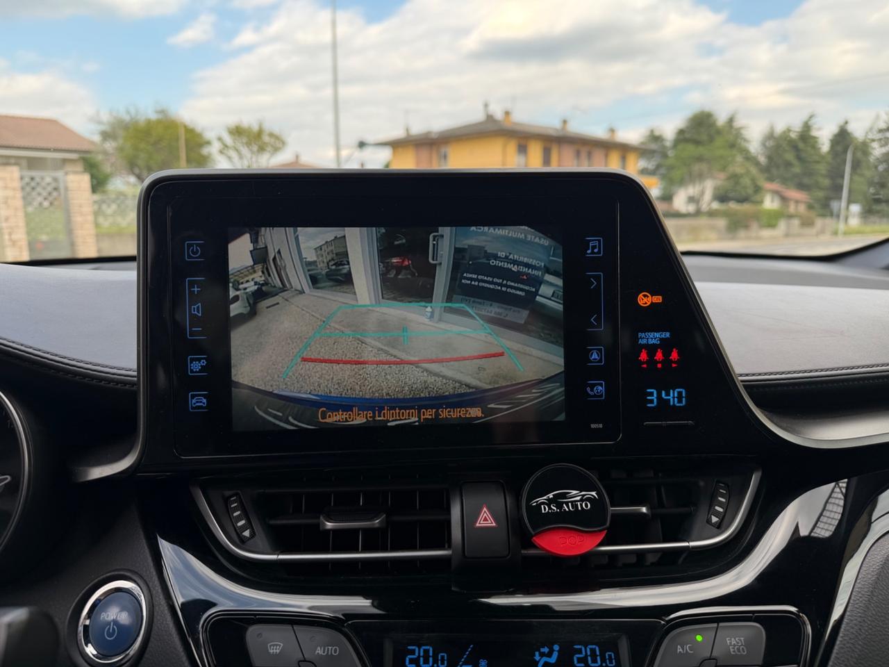 Toyota C-HR 1.8 Hybrid E-CVT Business OK Neopatentati