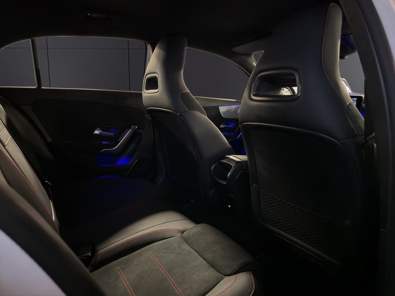 Mercedes A 180 AMG Line Premium 7G-DCT