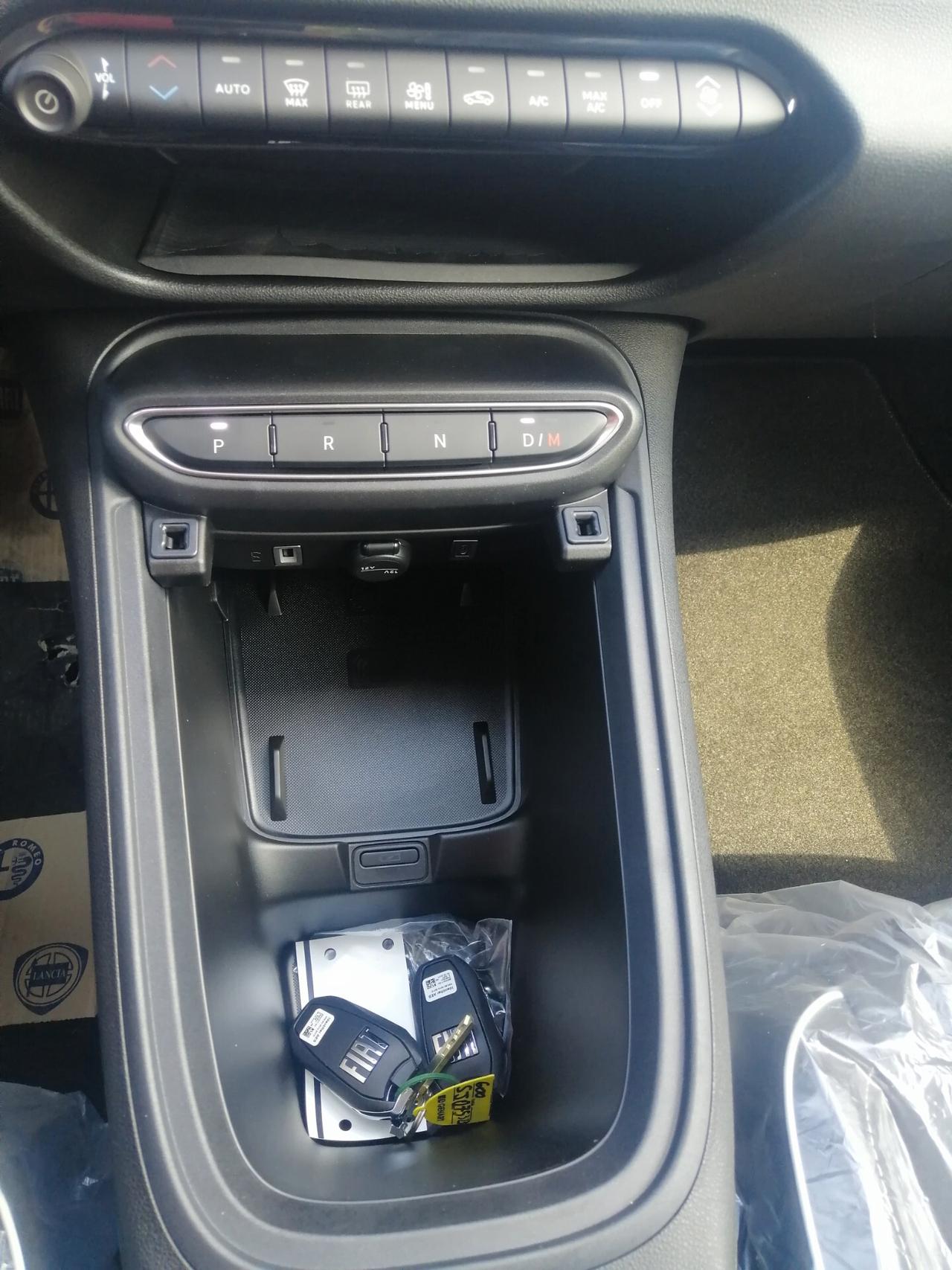 Fiat 600 Hybrid 110 CV DCT MHEV Business