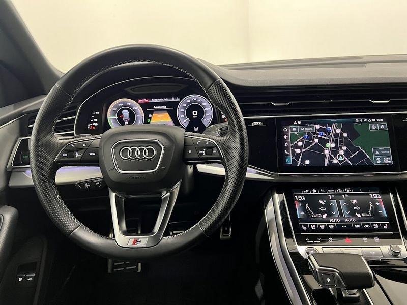 Audi Q8 Q8 55 TFSI quattro tiptronic Sport PHEV
