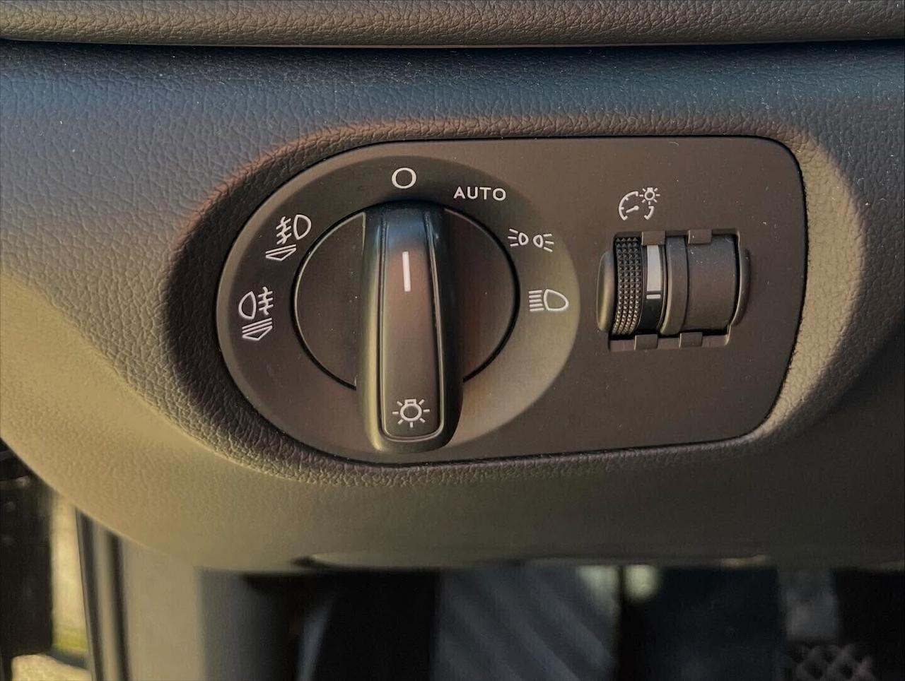 AUDI Q3 2.0 TDI S-LINE - 2015