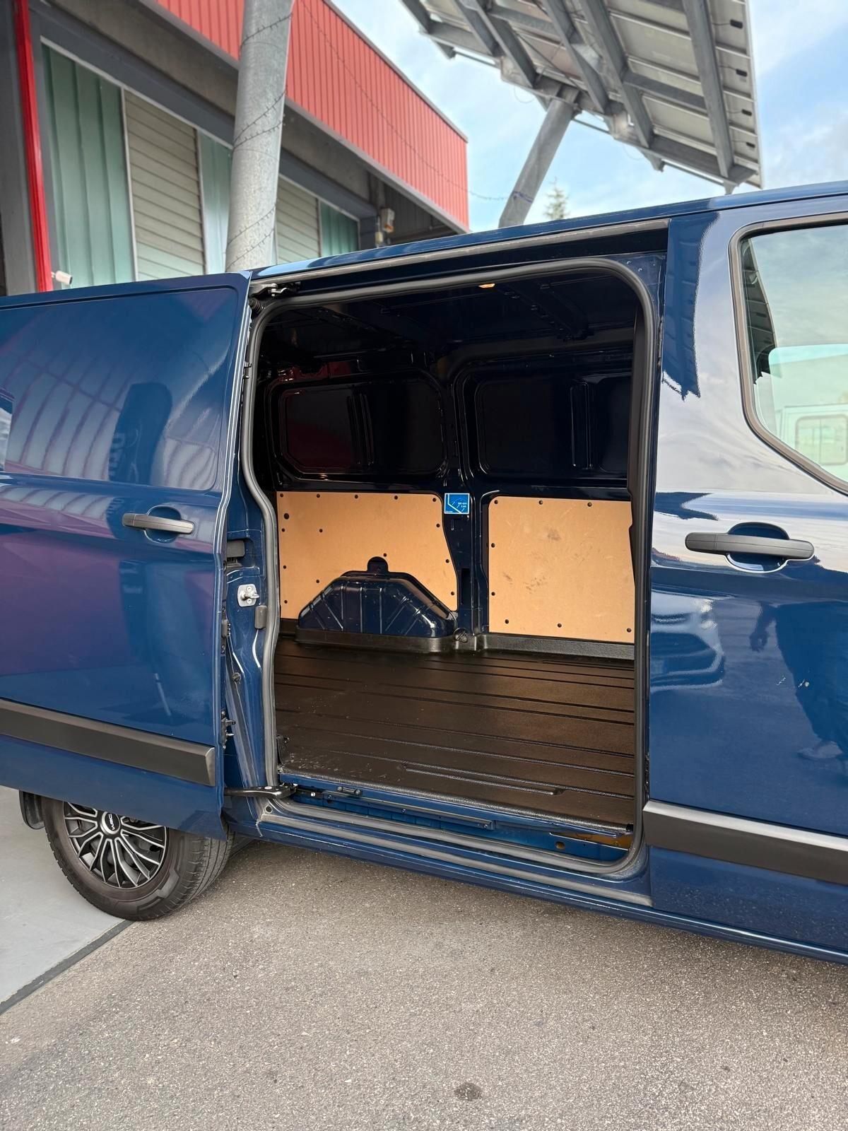 FORD Transit Custom 340 2.0 EcoBlue 170 automaatico