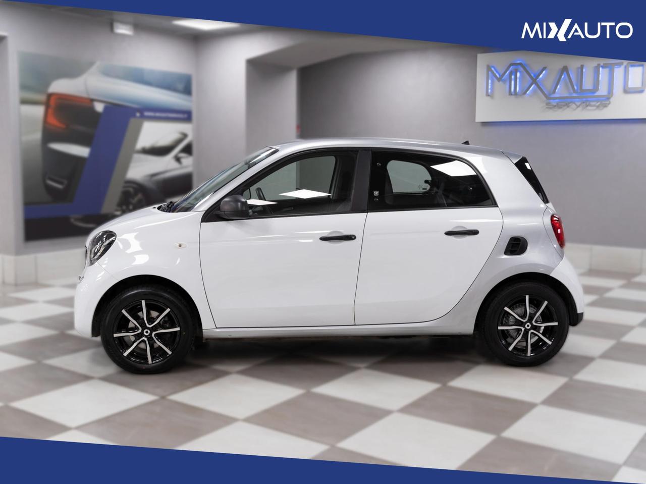 Smart ForFour 1.0 Youngster 71cv Twinamic