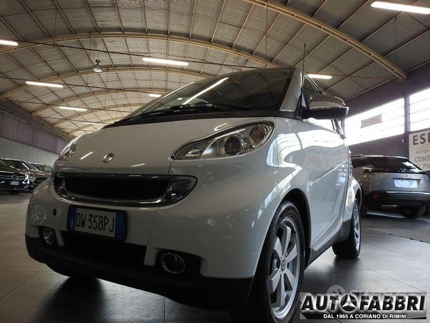 SMART - Fortwo - 1000 52 kW MHD coupé pulse-