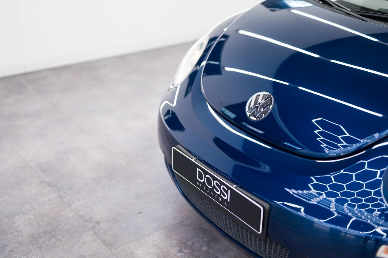 Volkswagen New Beetle 1.6 Cabrio