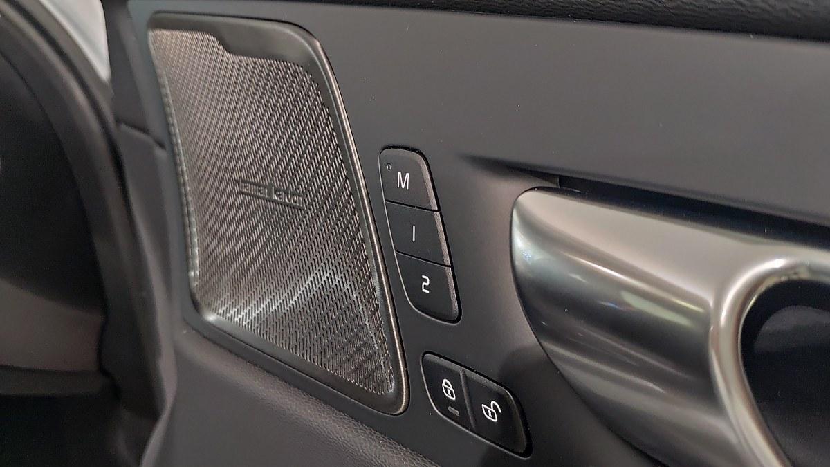 VOLVO Xc60 T6 Plug-In Hybrid Awd Automatico Ultra Dark