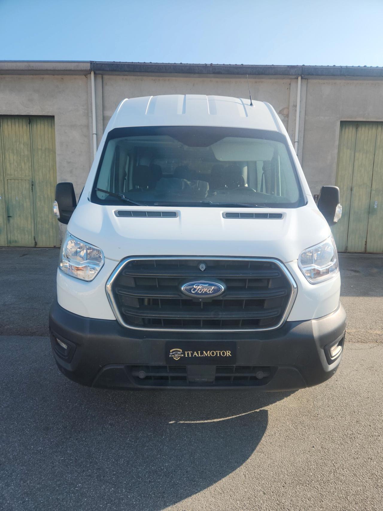 Ford Transit Doppia Cabina 7 posti